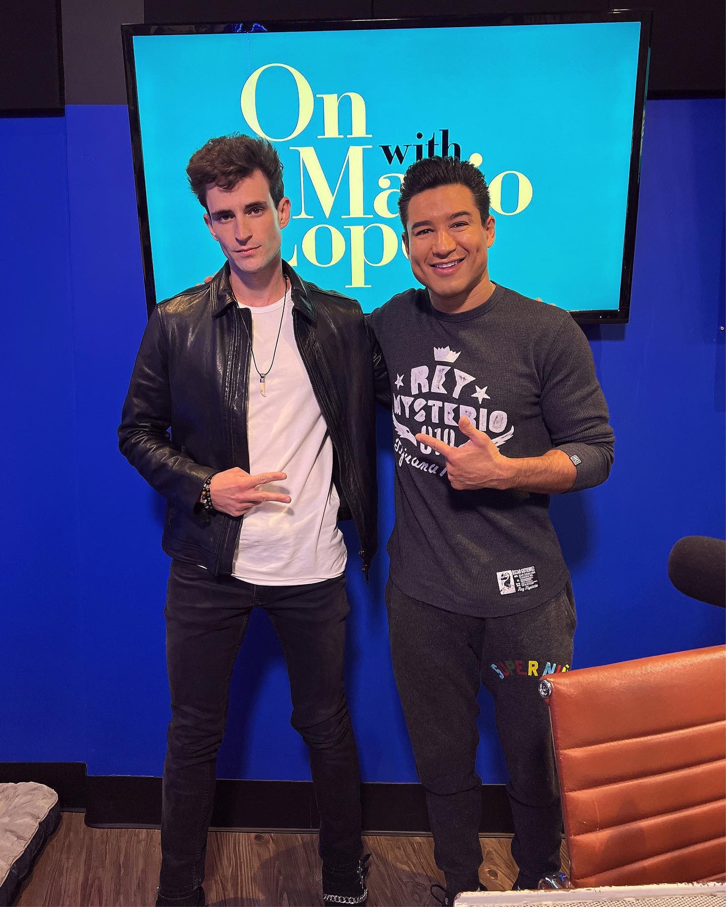 Mario Lopez & Miles-min